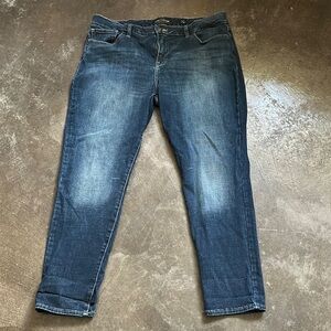 Lucky jeans no distress